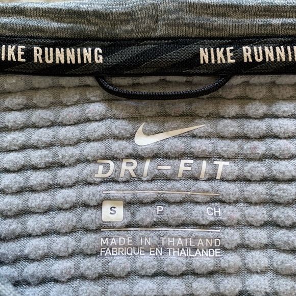NIKE Element Dri-FIT Running T-Shirt - Picture 5 of 12